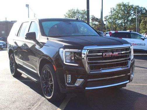 2023 GMC Yukon SLT
