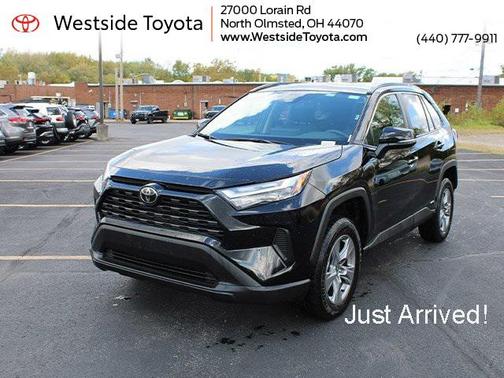 2025 Toyota RAV4 Hybrid XLE