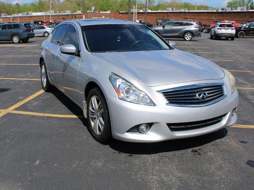 Liquid Platinum 2013 INFINITI G37x Base