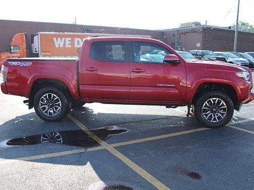 2022 Toyota Tacoma TRD Sport