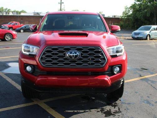 2022 Toyota Tacoma TRD Sport