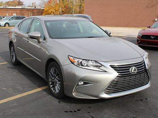 2018 Lexus ES 350 Base