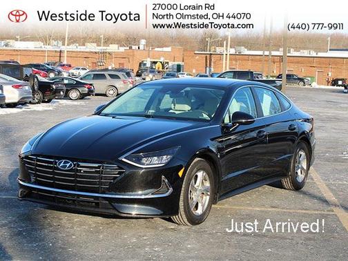 2022 Hyundai SONATA SE