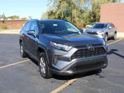 2025 Toyota RAV4 Hybrid XLE