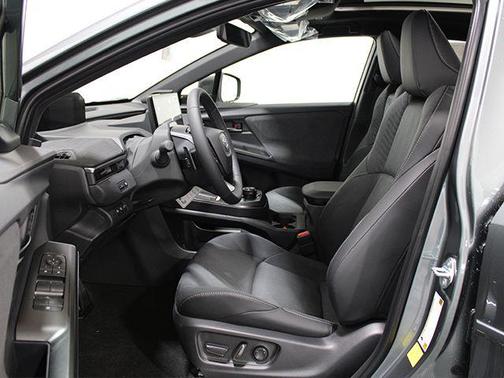 Overcast 2026 Toyota C-HR XSE