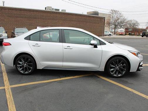 2025 Toyota Corolla SE