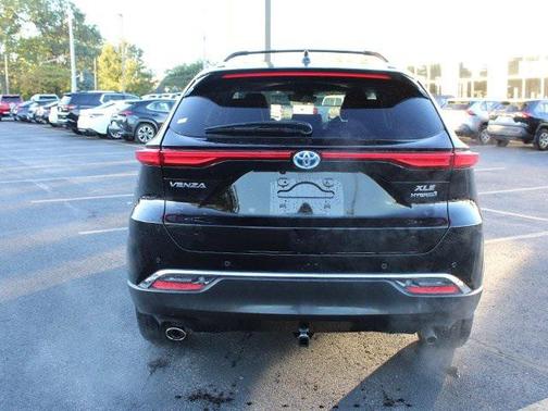 2022 Toyota Venza XLE