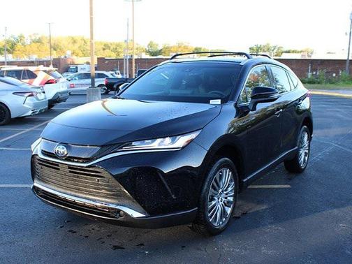 2022 Toyota Venza XLE
