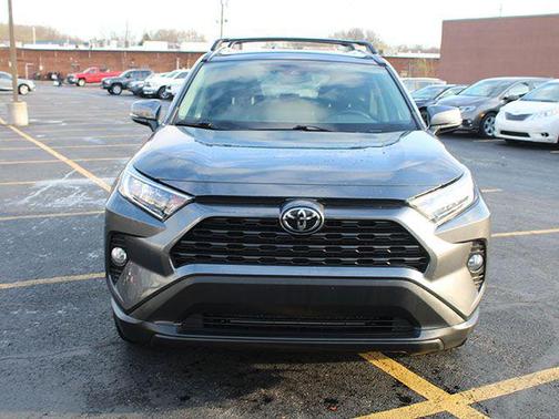 Magnetic Gray Metallic 2020 Toyota RAV4 XLE