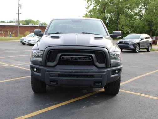 2019 RAM 1500 SLT