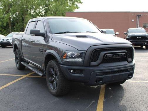 2019 RAM 1500 SLT