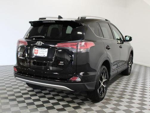 2016 Toyota RAV4 SE