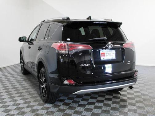 2016 Toyota RAV4 SE