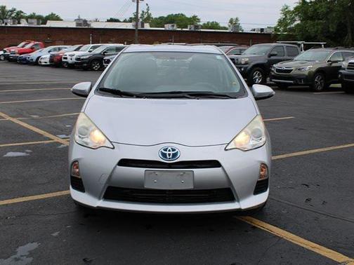 2014 Toyota Prius c Two