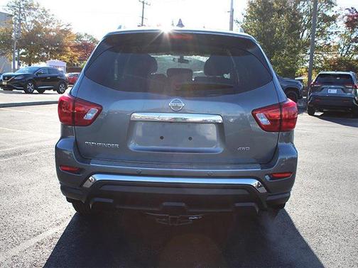 2020 Nissan Pathfinder S 4WD