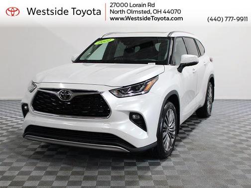 2022 Toyota Highlander Platinum
