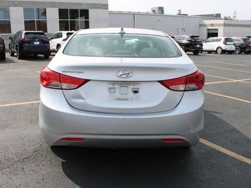 2011 Hyundai ELANTRA GLS