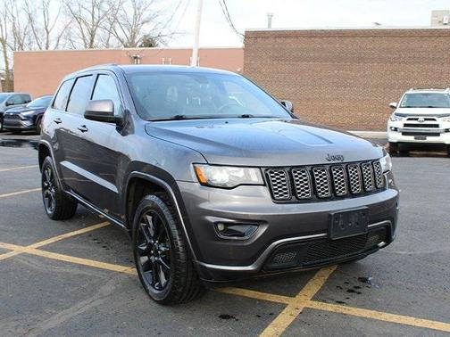 2017 Jeep Grand Cherokee Altitude
