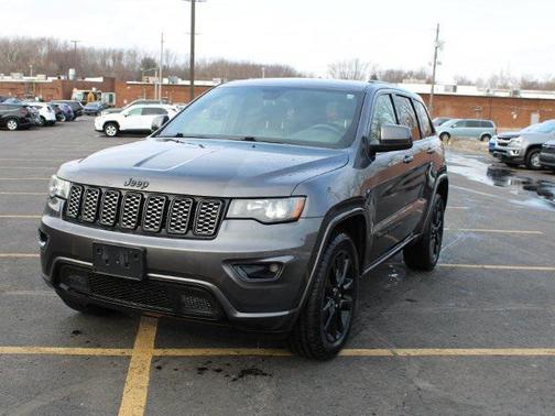 2017 Jeep Grand Cherokee Altitude
