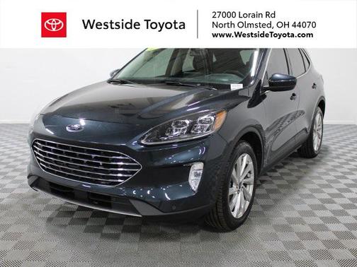 2022 Ford Escape Titanium