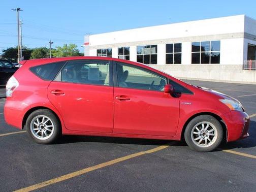 2013 Toyota Prius v Three