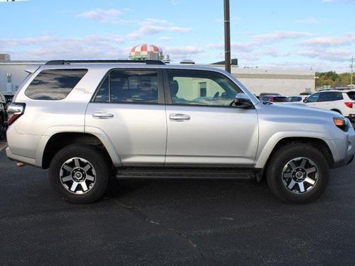 2023 Toyota 4Runner TRD Off Road