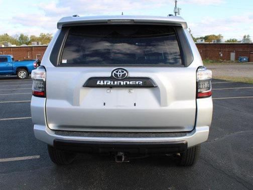 2023 Toyota 4Runner TRD Off Road