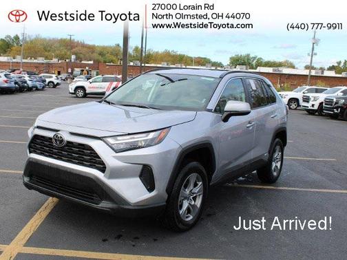 2025 Toyota RAV4 Hybrid XLE