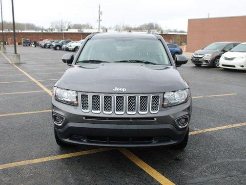 Granite Crystal Metallic Clearcoat 2015 Jeep Compass High Altitude