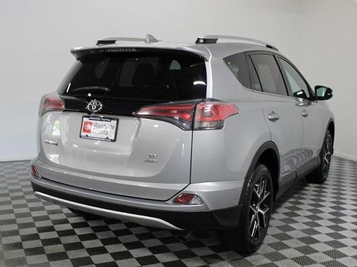 2016 Toyota RAV4 SE