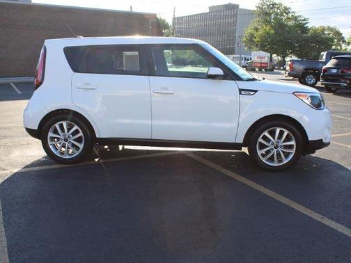 2019 Kia Soul +