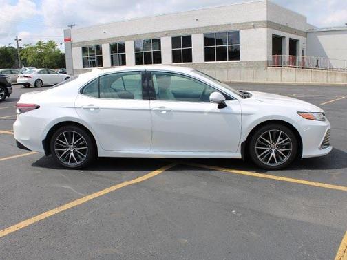 2024 Toyota Camry XLE