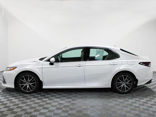 2024 Toyota Camry XLE