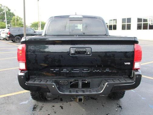 2017 Toyota Tacoma SR5