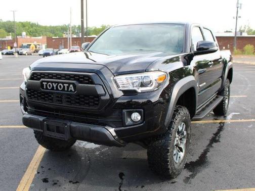2017 Toyota Tacoma SR5