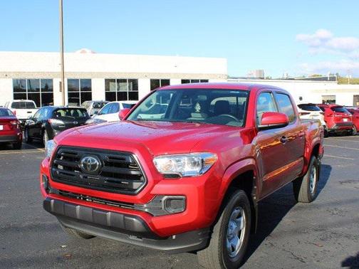 2019 Toyota Tacoma SR