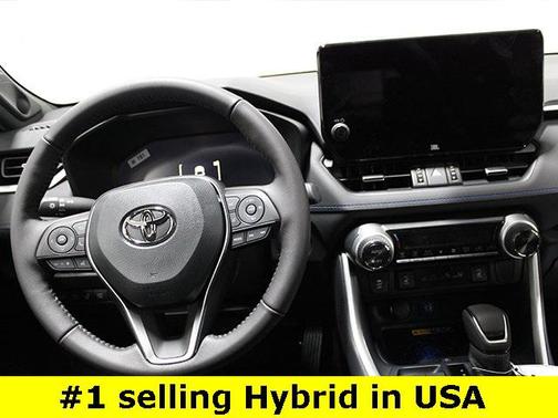 2025 Toyota RAV4 Hybrid SE