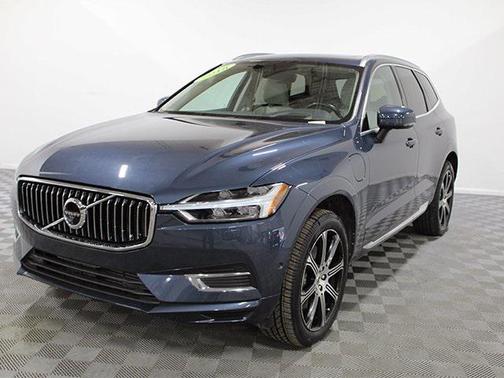 2018 Volvo XC60 Recharge Plug-In Hybrid T8 Inscription