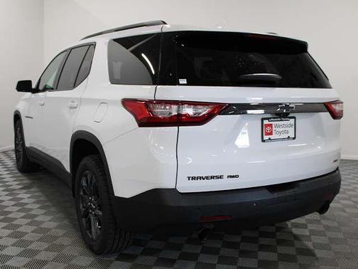 Summit White 2021 Chevrolet Traverse RS