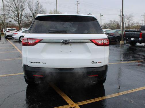 Summit White 2021 Chevrolet Traverse RS