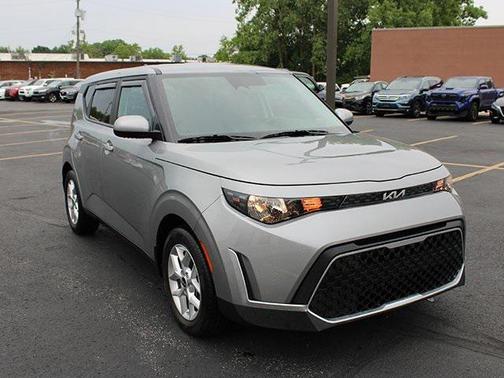 2023 Kia Soul LX