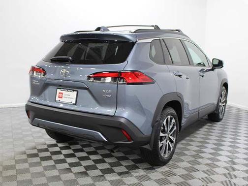 Celestite 2023 Toyota Corolla Cross XLE
