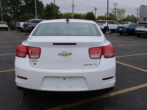 Summit White 2016 Chevrolet Malibu Limited LS