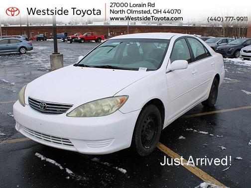 2005 Toyota Camry LE