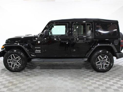 2024 Jeep Wrangler 4-Door Sahara 4x4