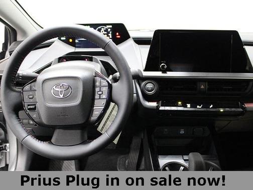 2026 Toyota Prius Plug-In Hybrid SE