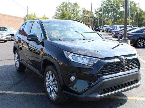 2021 Toyota RAV4 XLE Premium