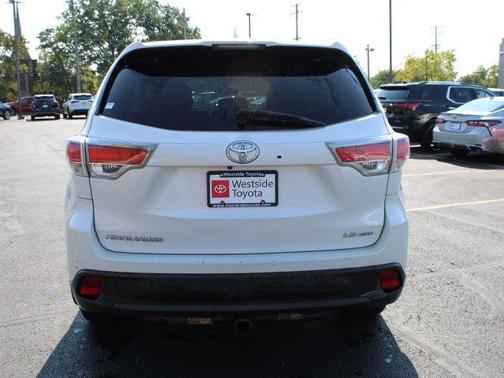 2015 Toyota Highlander LE Plus