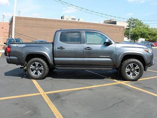 2019 Toyota Tacoma TRD Sport