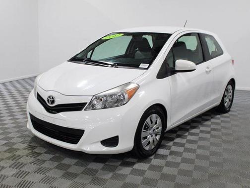2012 Toyota Yaris LE